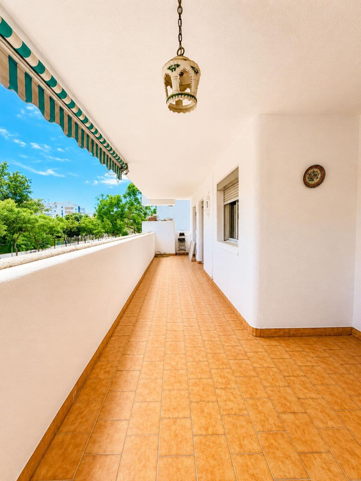 Middle Floor Apartment in Fuengirola — photo 2 of 10