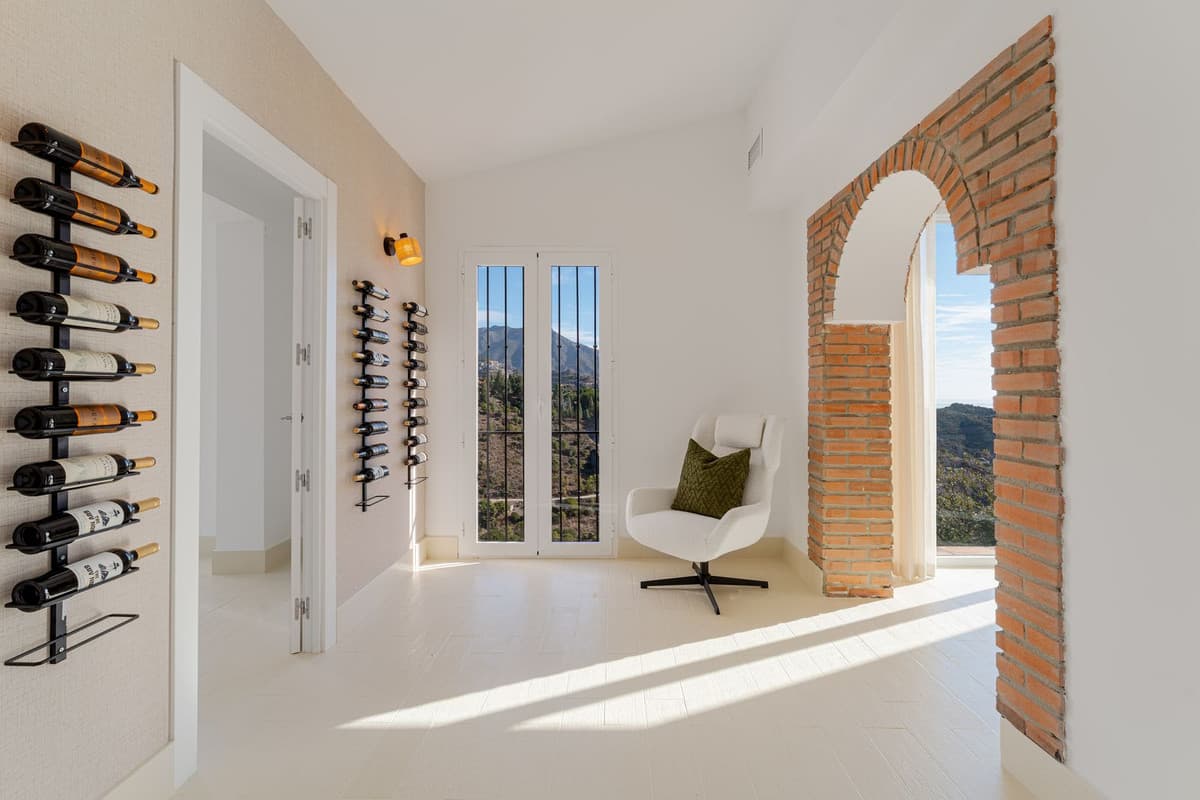 Detached Villa in El Madroñal — photo 8 of 10