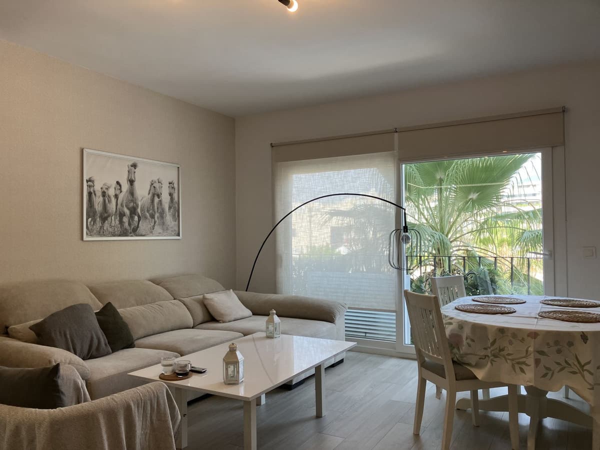 Middle Floor Apartment in Puerto Banús — photo 4 of 10