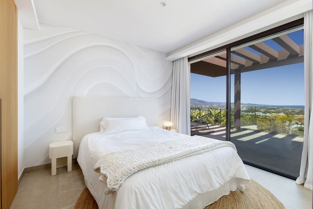 Detached Villa in Benahavís — photo 8 of 10