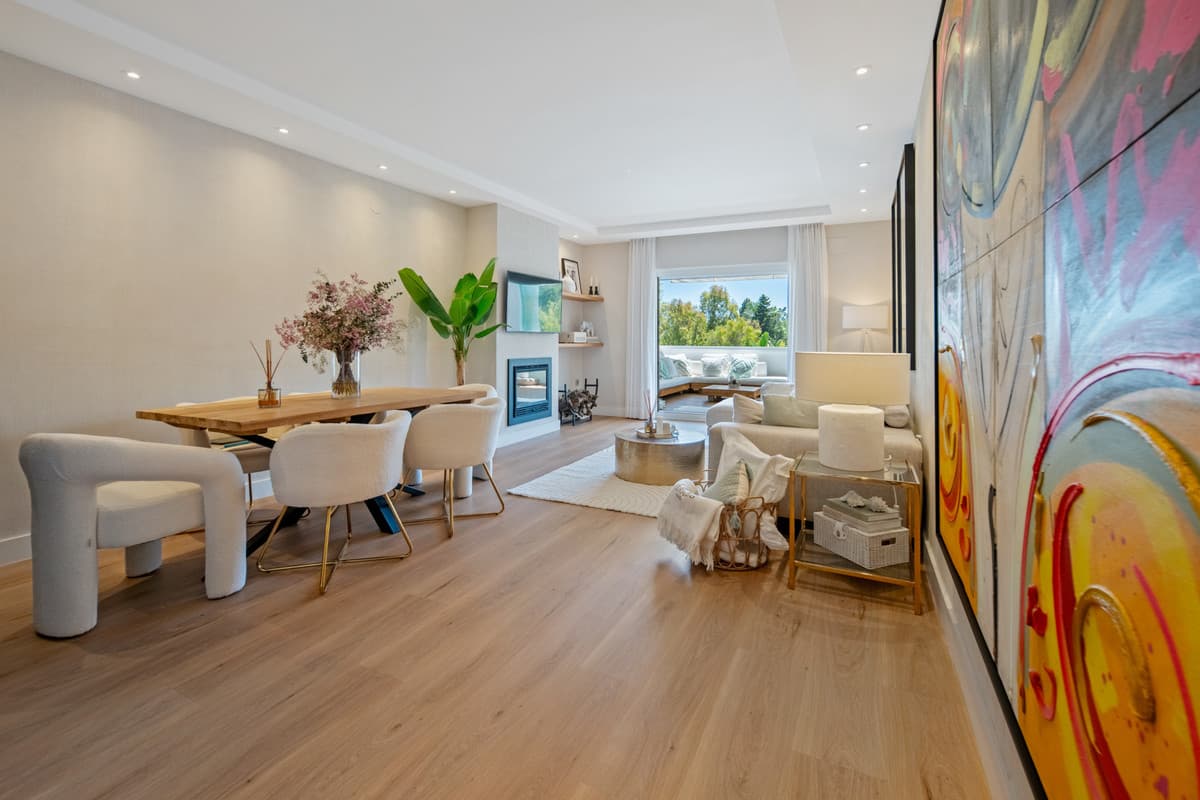 Middle Floor Apartment in The Golden Mile — photo 8 of 10