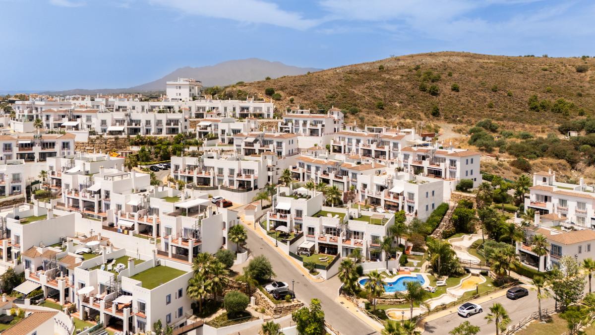 Penthouse in Benahavís — photo 7 of 10