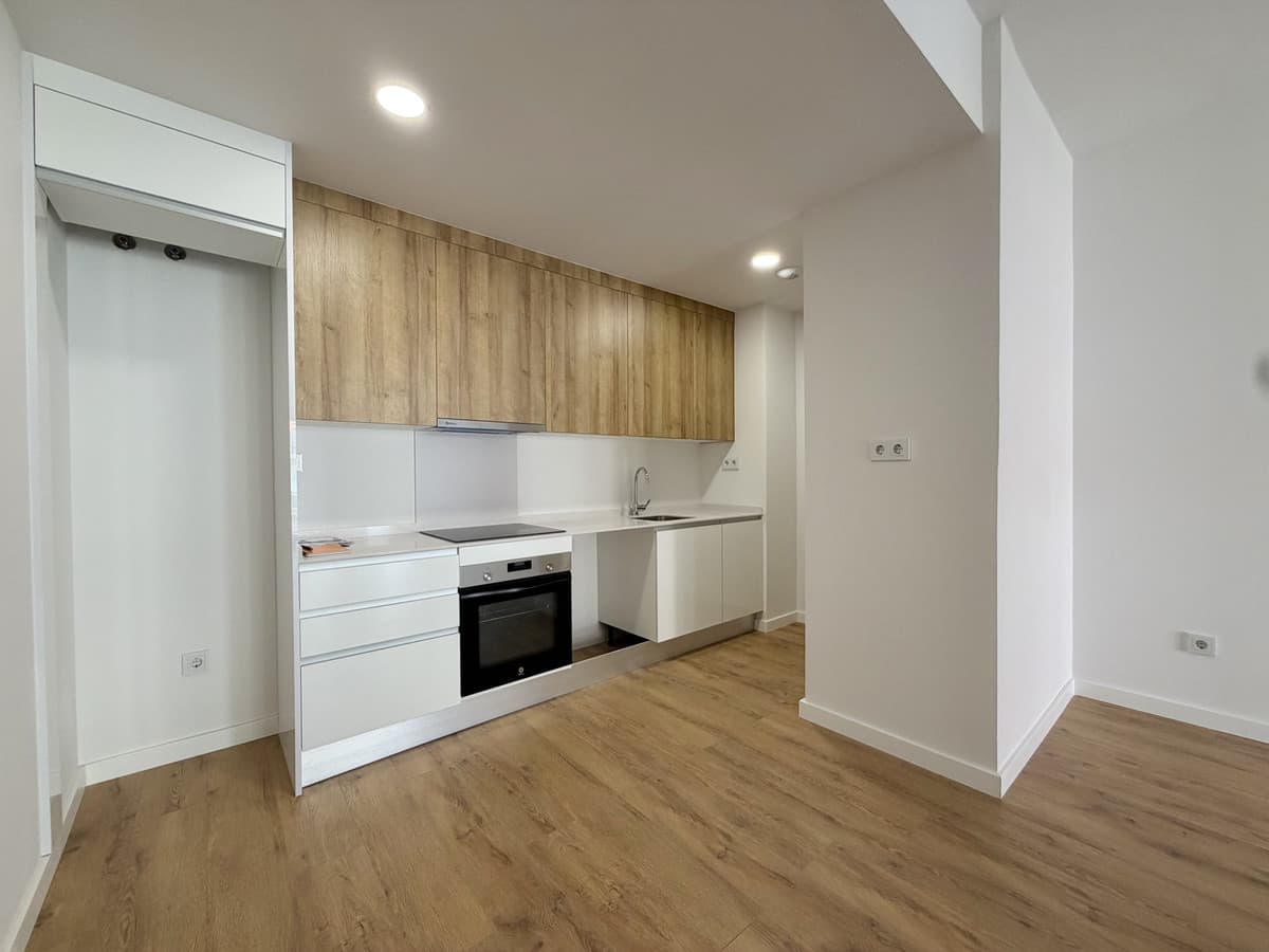 Middle Floor Apartment in Estepona — photo 8 of 10
