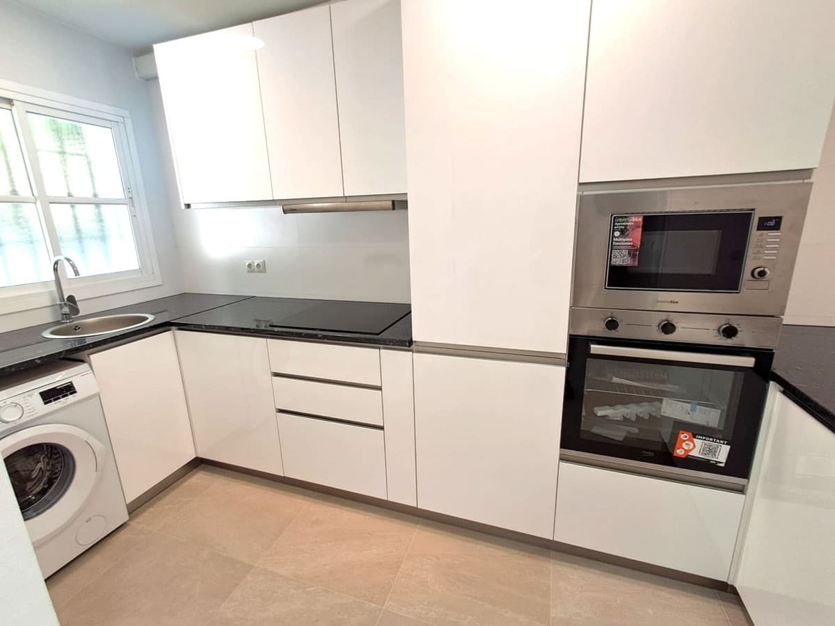 Middle Floor Apartment in Benalmadena Costa — photo 2 of 10
