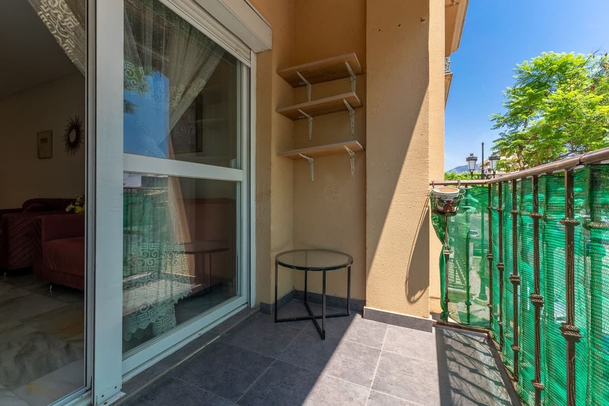 Middle Floor Apartment in Fuengirola — photo 5 of 10