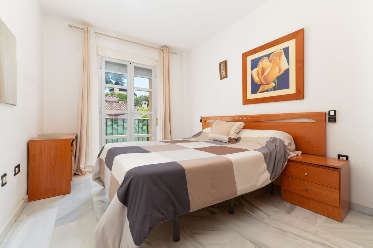 Middle Floor Apartment in Fuengirola — photo 9 of 10