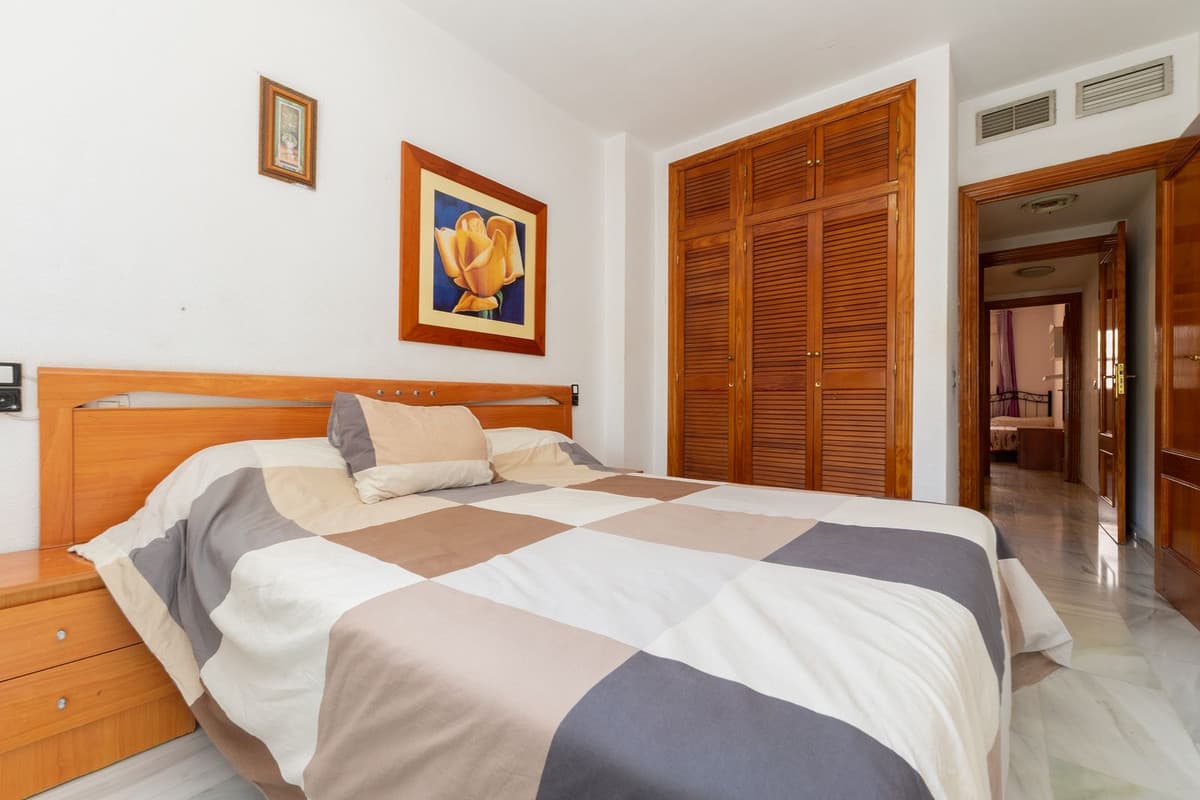 Middle Floor Apartment in Fuengirola — photo 10 of 10