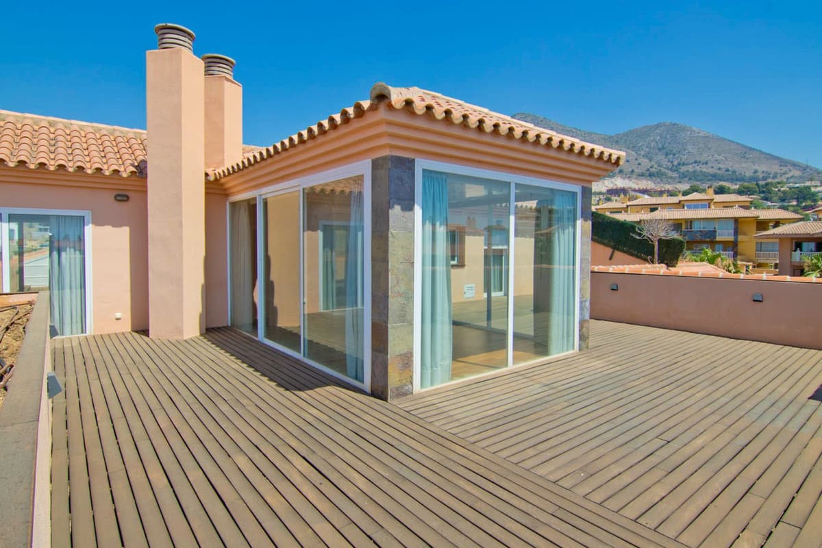 Penthouse in Fuengirola — photo 1 of 10