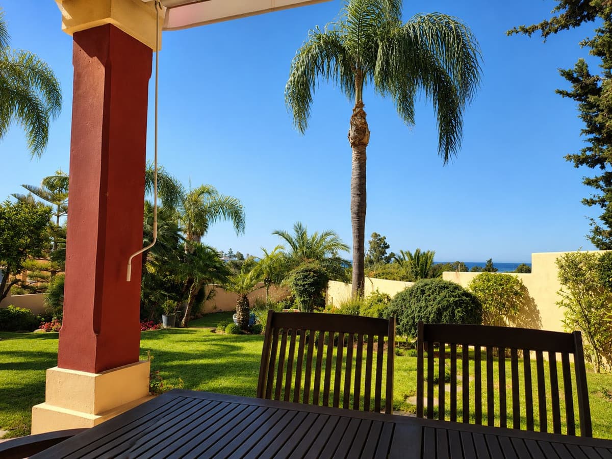 Semi-Detached House in Marbella — photo 7 of 10