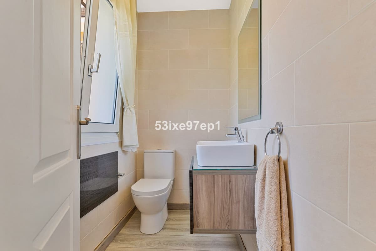Townhouse in Fuengirola — photo 9 of 10