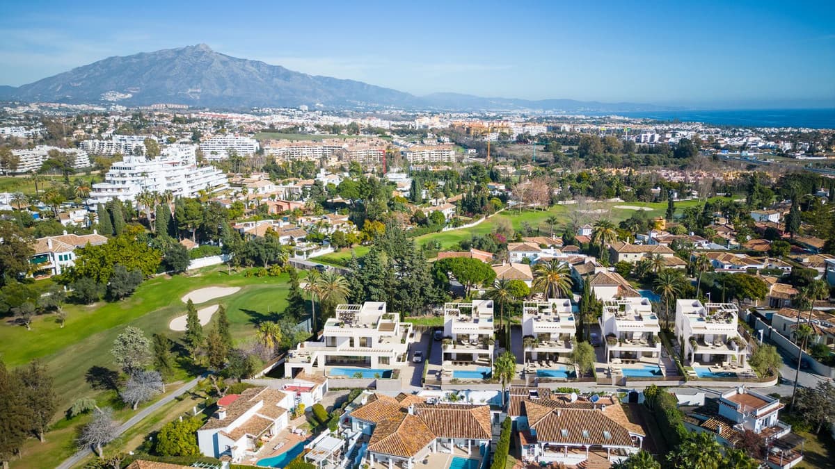 Residential Plot in Guadalmina Alta — photo 1 of 5