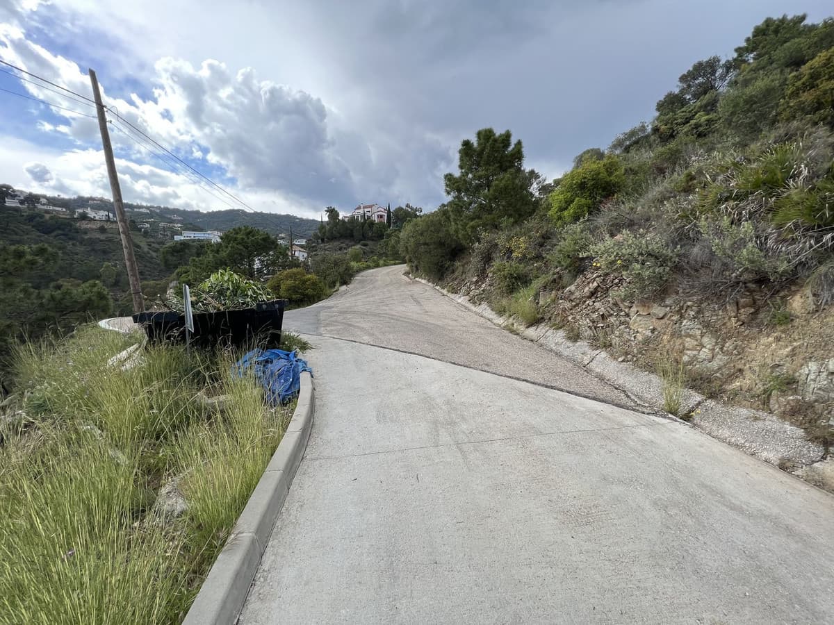 Residential Plot in El Madroñal — photo 3 of 8