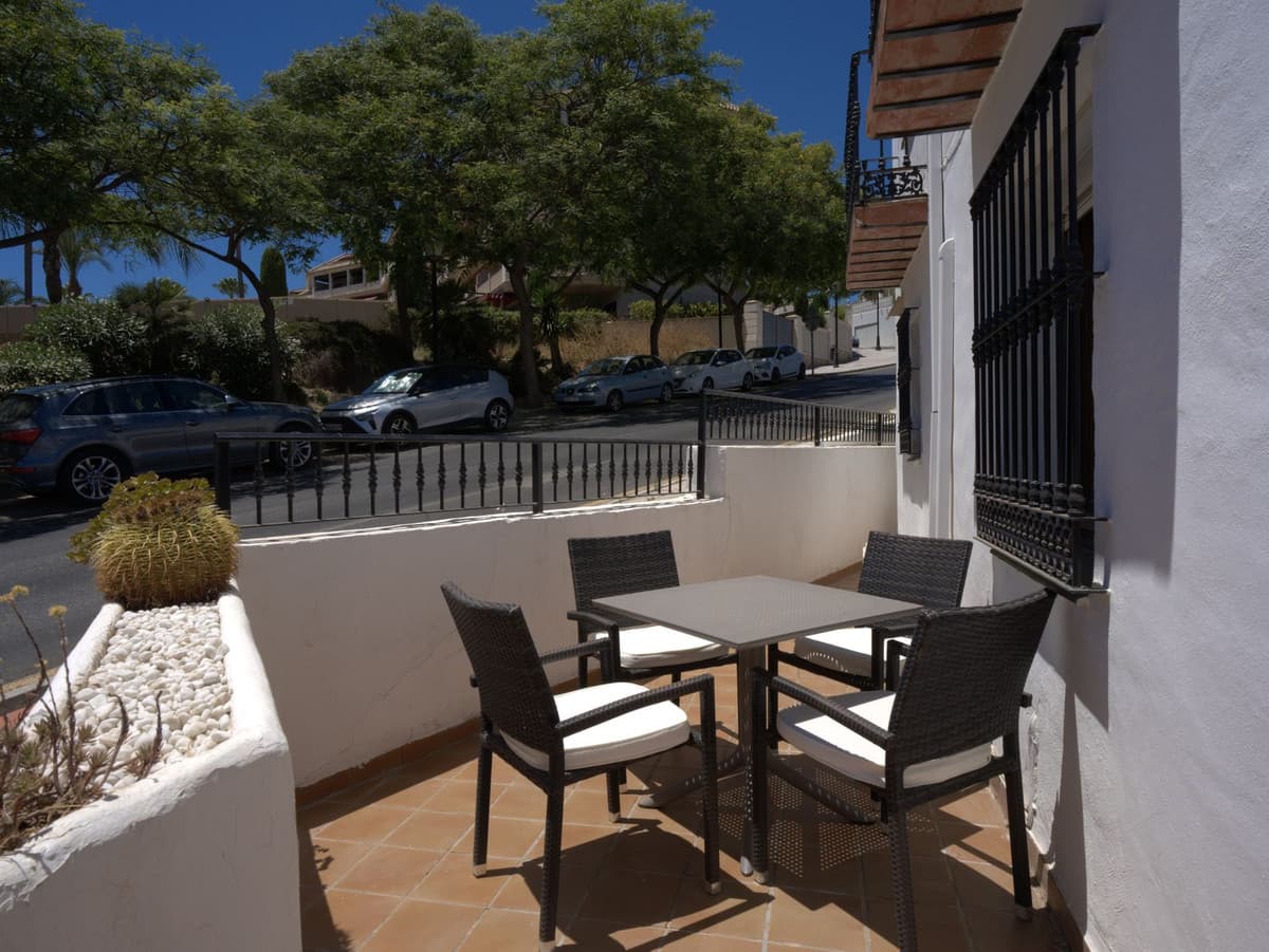 Semi-Detached House in Torreblanca — photo 3 of 10