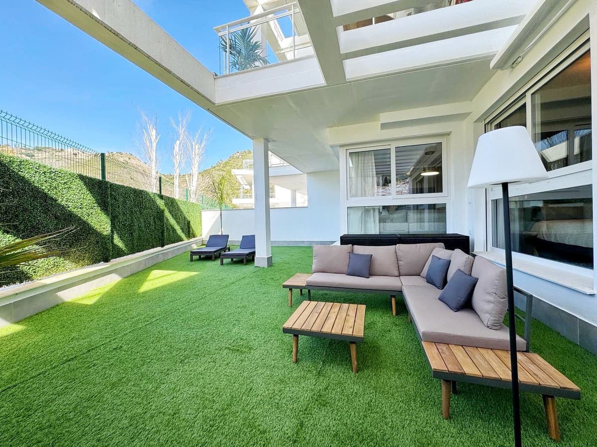 Ground Floor Apartment in Benahavís — photo 1 of 10