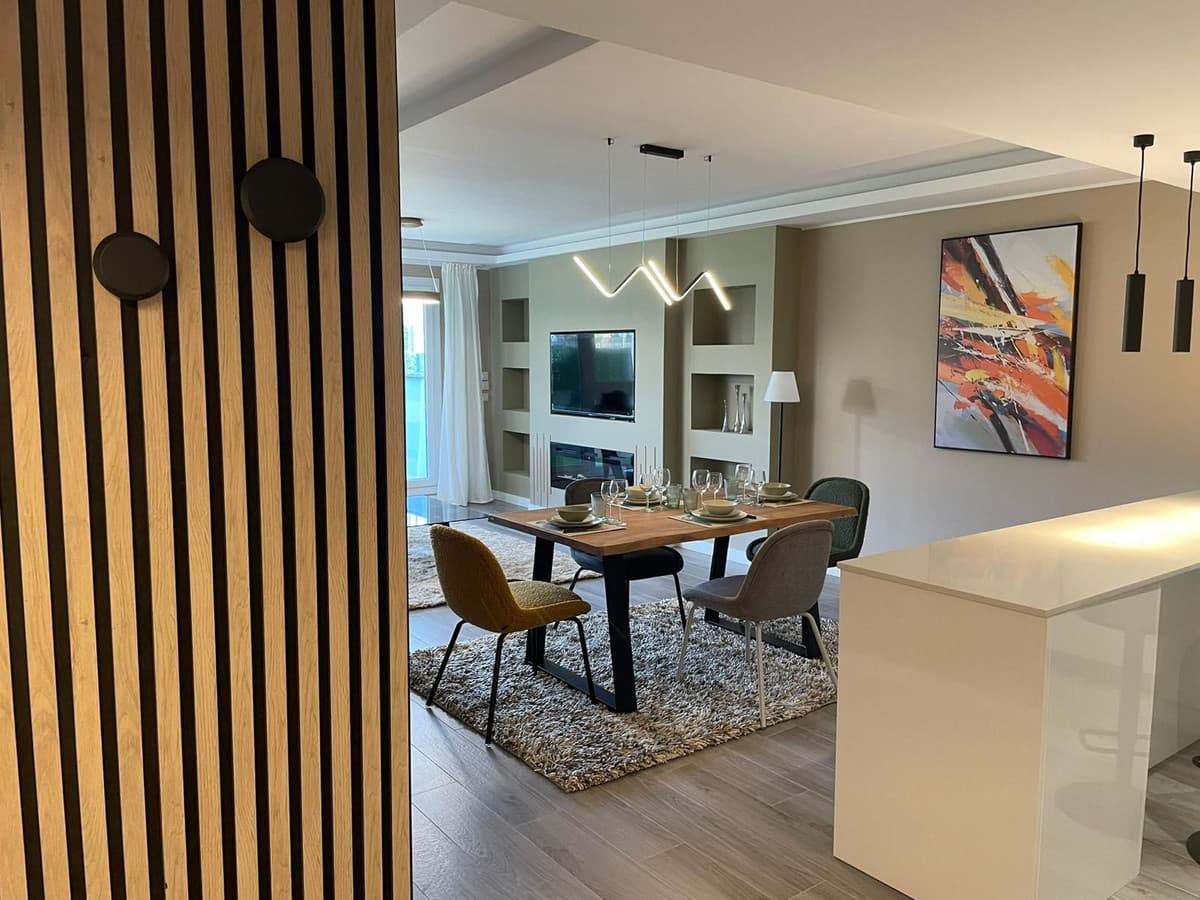Ground Floor Apartment in Benahavís — photo 8 of 10