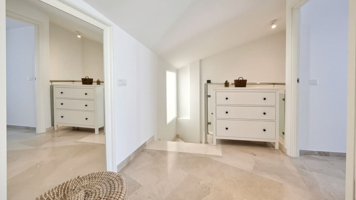 Penthouse Duplex in Marbella — photo 6 of 10
