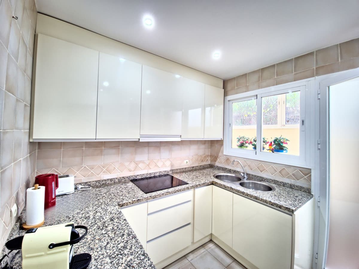 Ground Floor Apartment in Cabopino — photo 10 of 10