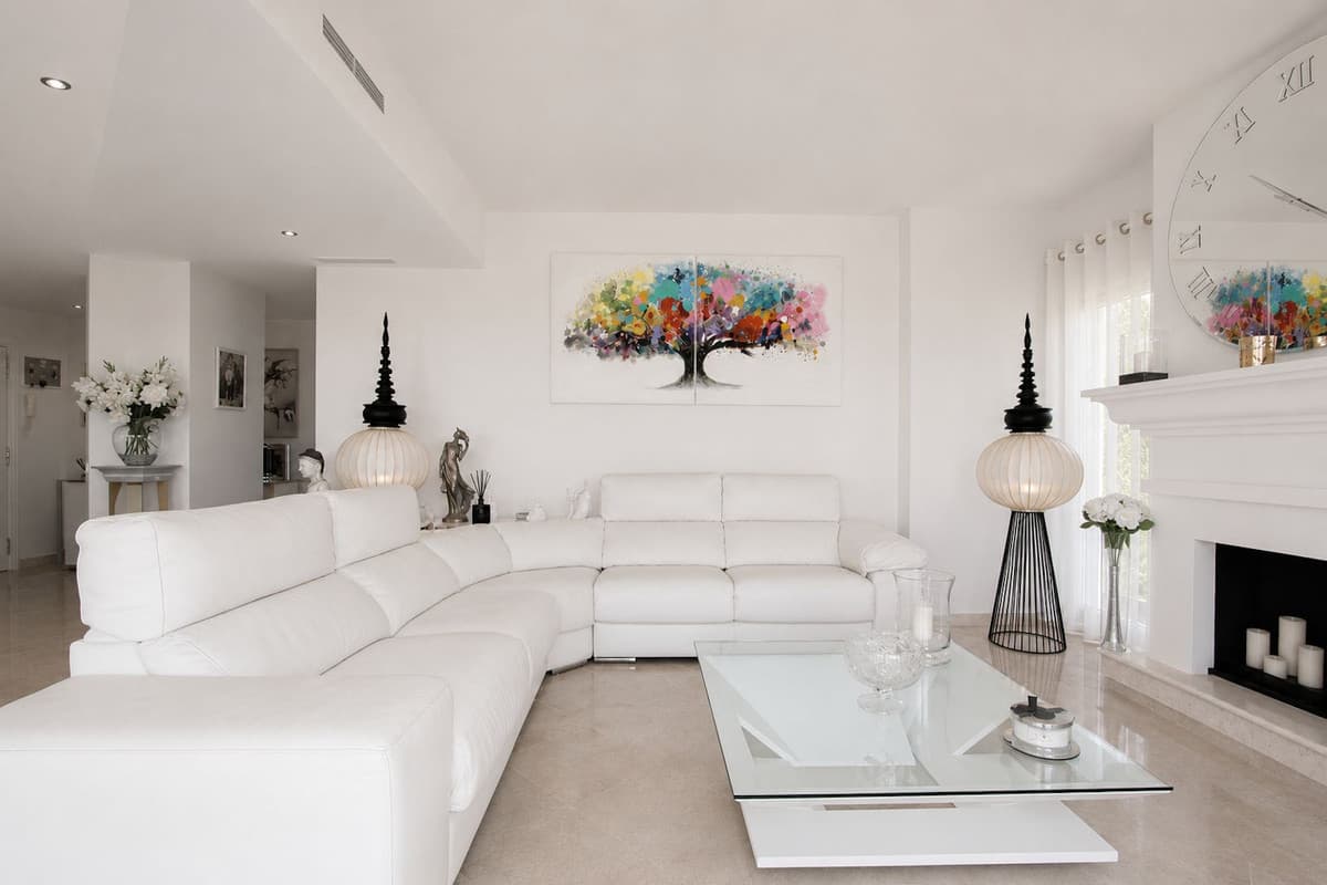 Penthouse Duplex in Elviria — photo 4 of 10