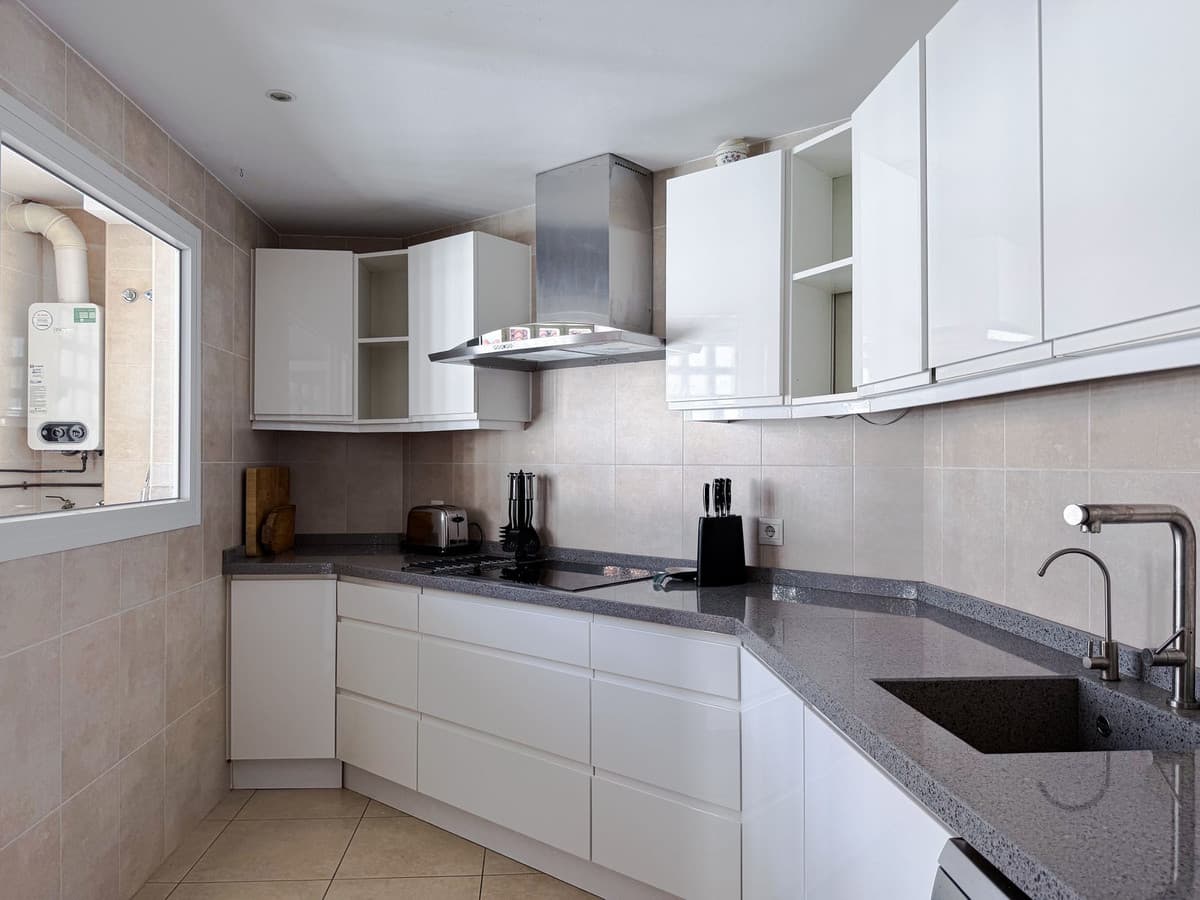 Penthouse in La Campana — photo 6 of 10