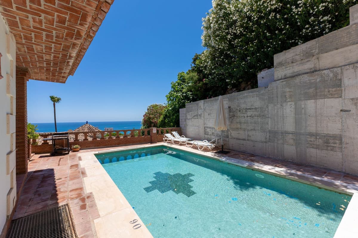 Detached Villa in Riviera del Sol — photo 4 of 10