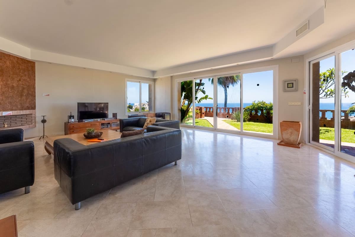Detached Villa in Riviera del Sol — photo 8 of 10