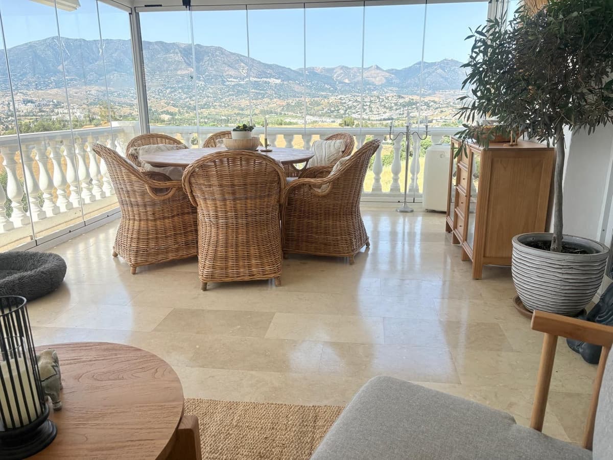 Detached Villa in Cerros del Aguila — photo 5 of 10