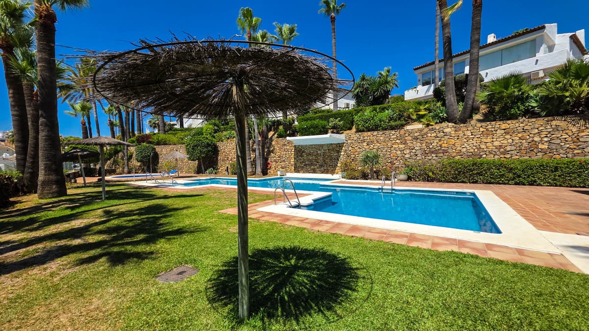 Townhouse in La Duquesa — photo 8 of 10