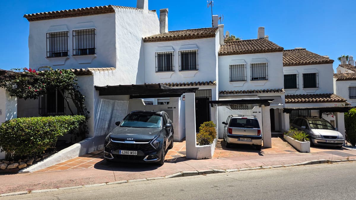 Townhouse in La Duquesa — photo 10 of 10