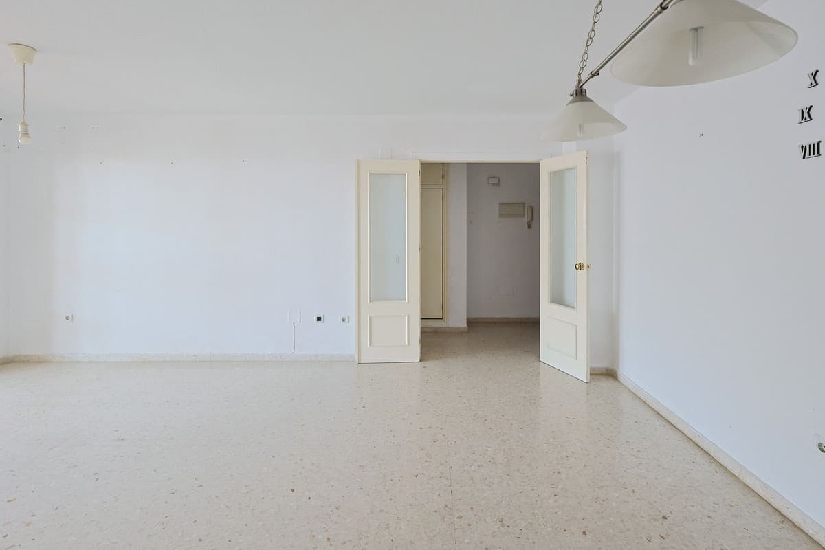 Middle Floor Apartment in Arroyo de la Miel — photo 4 of 10