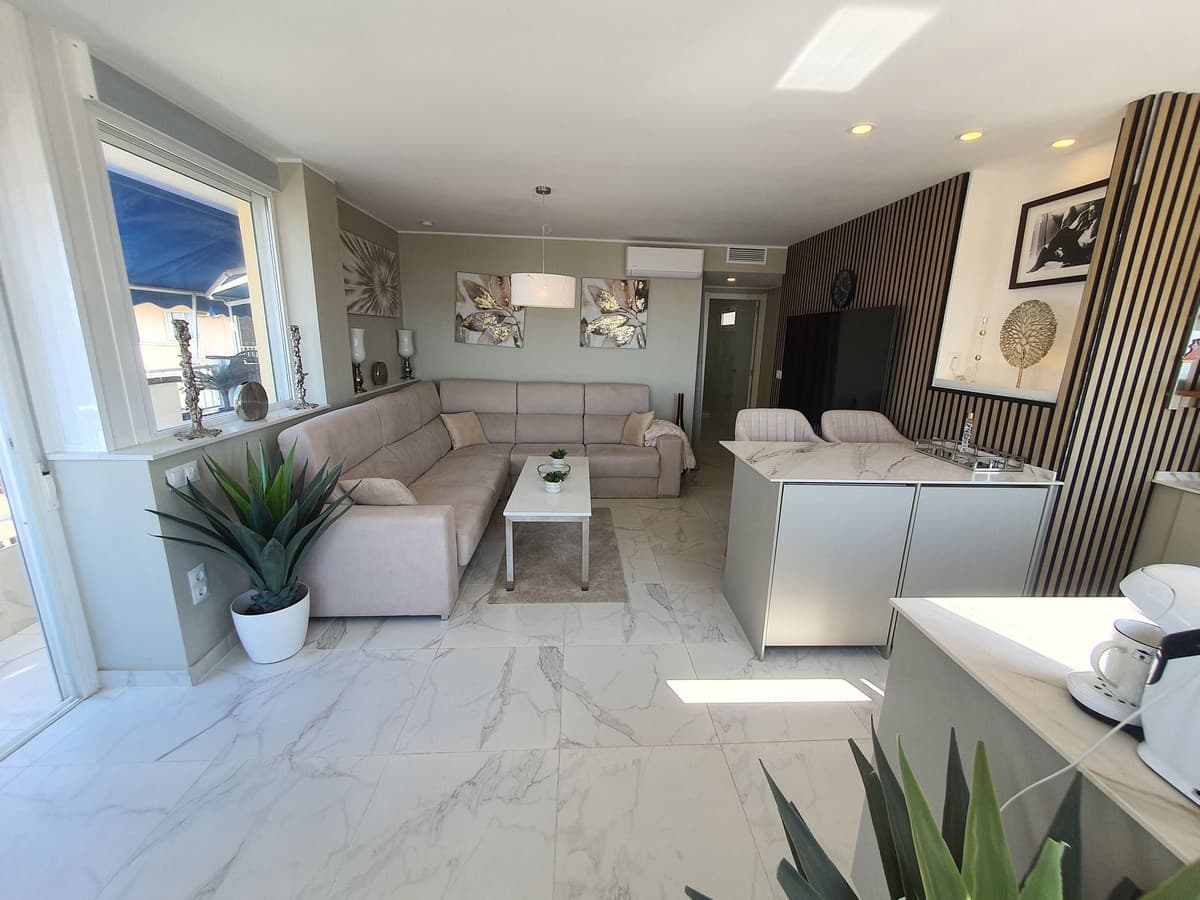 Penthouse in Fuengirola — photo 4 of 10