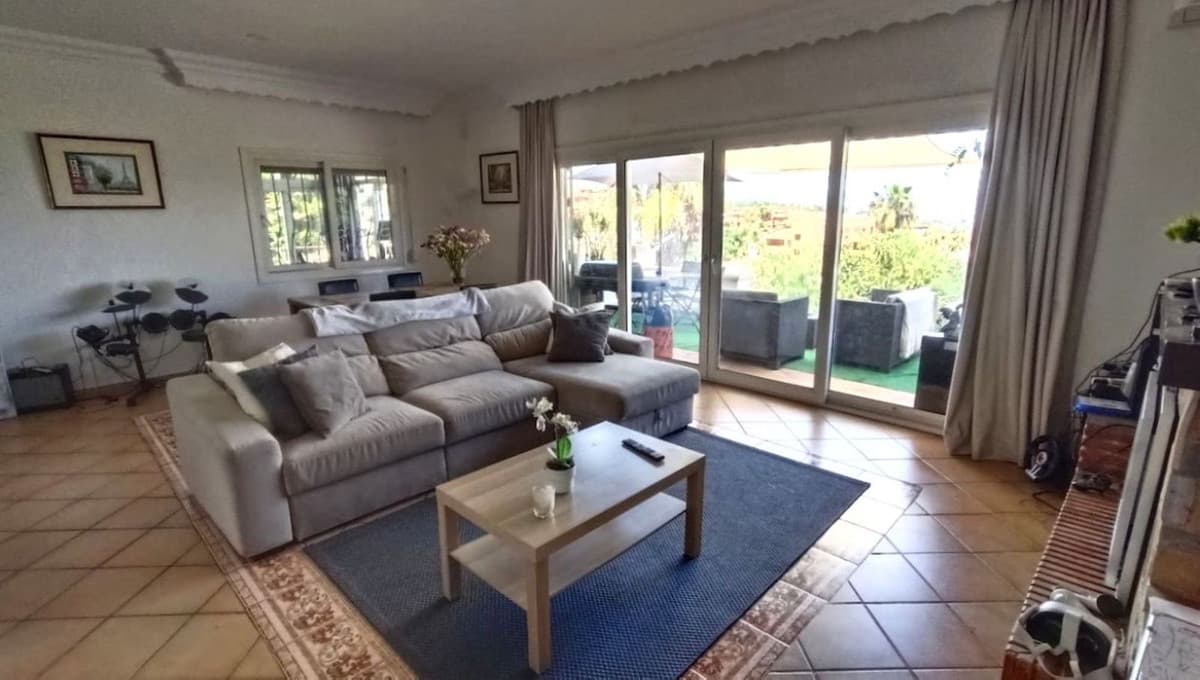 Detached Villa in Estepona — photo 2 of 10