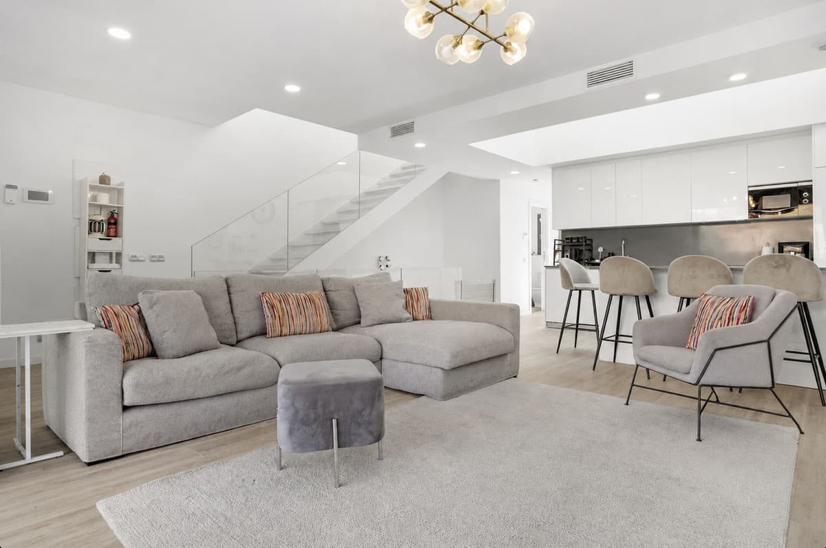 Townhouse in Estepona — photo 1 of 10