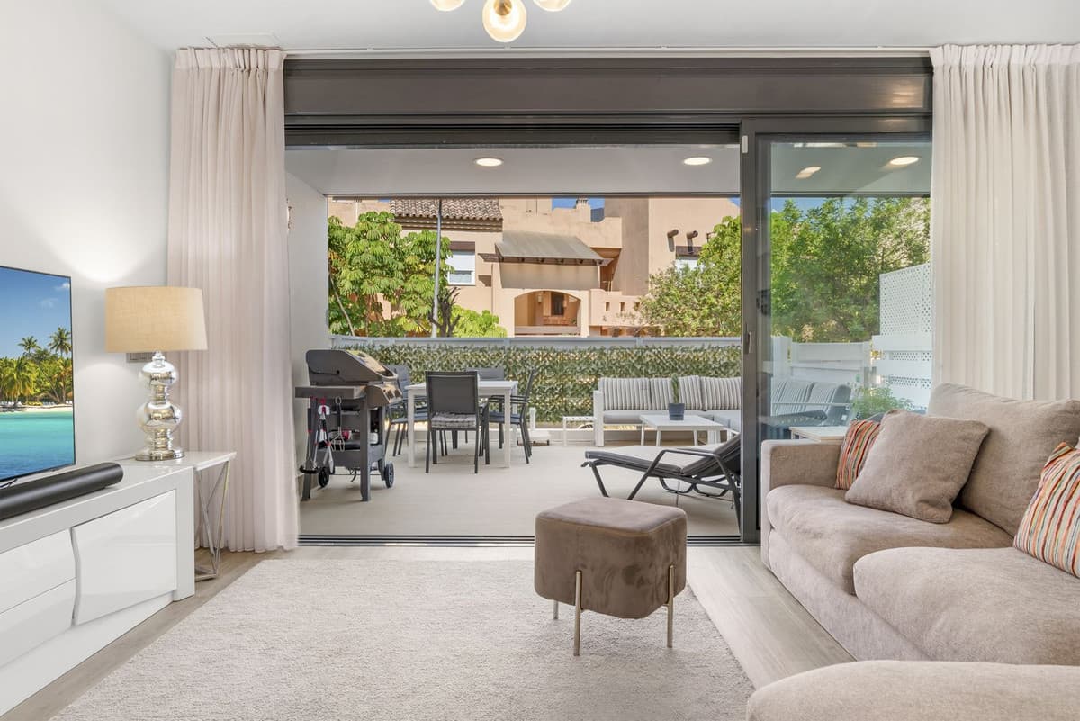 Townhouse in Estepona — photo 4 of 10