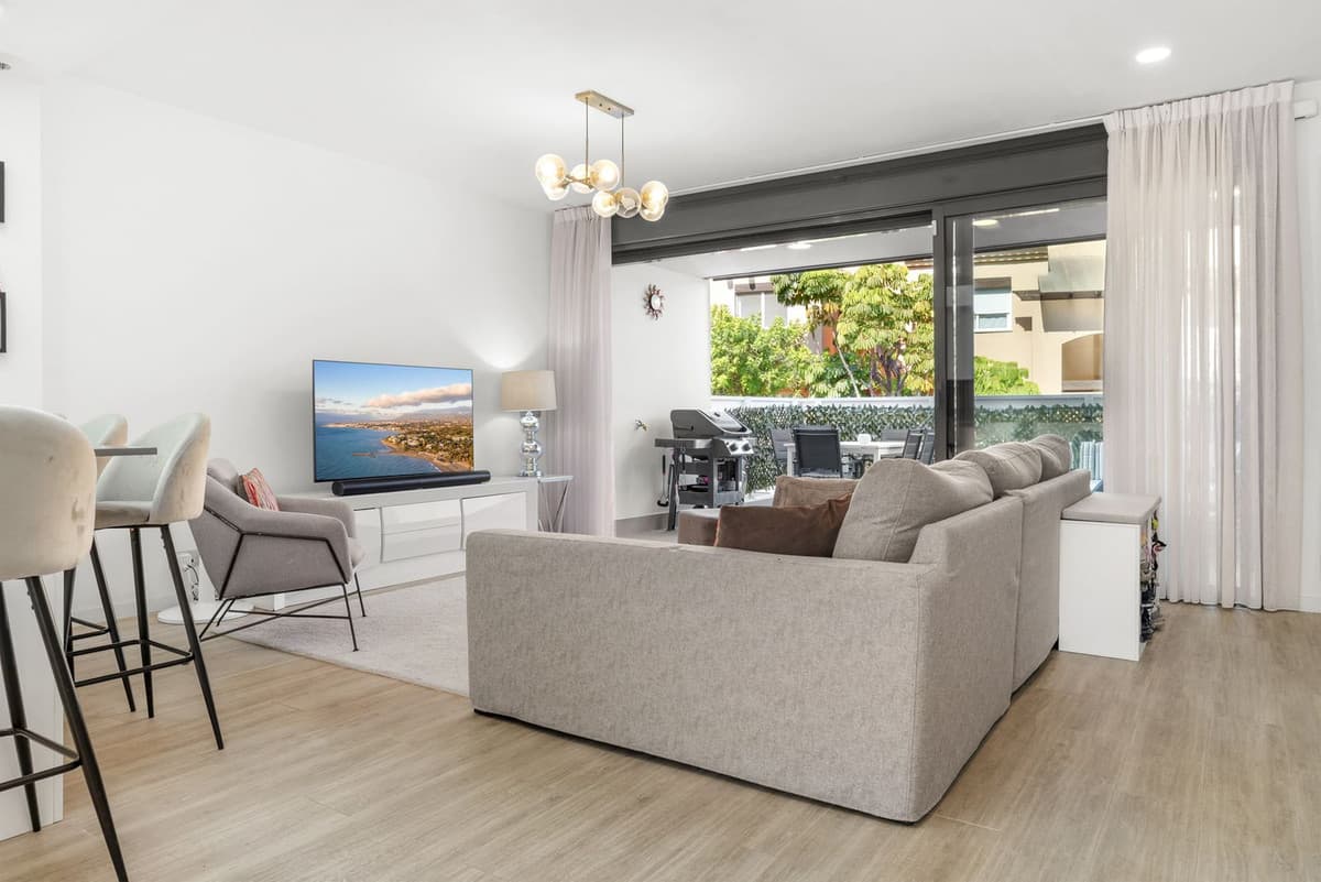 Townhouse in Estepona — photo 5 of 10