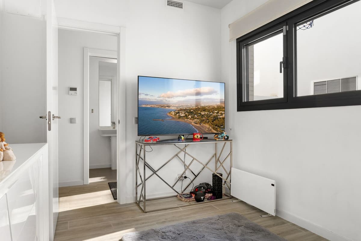 Townhouse in Estepona — photo 10 of 10