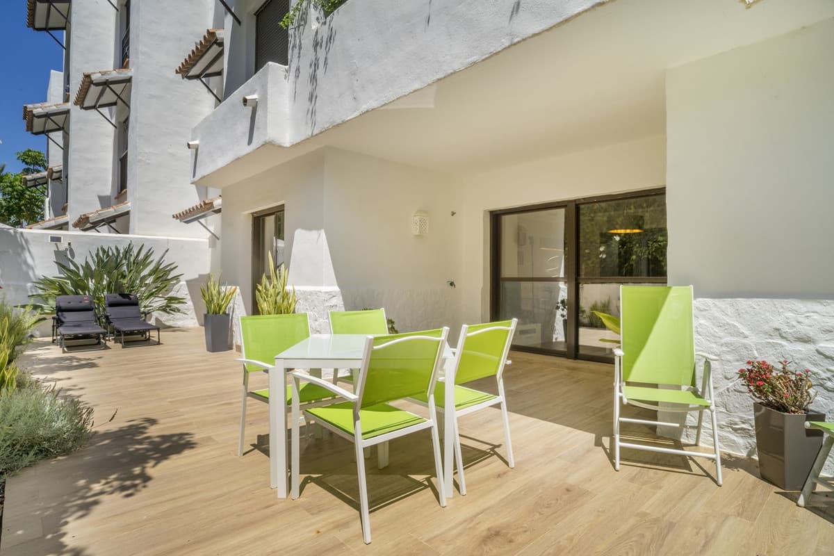 Ground Floor Apartment in Estepona — photo 1 of 10