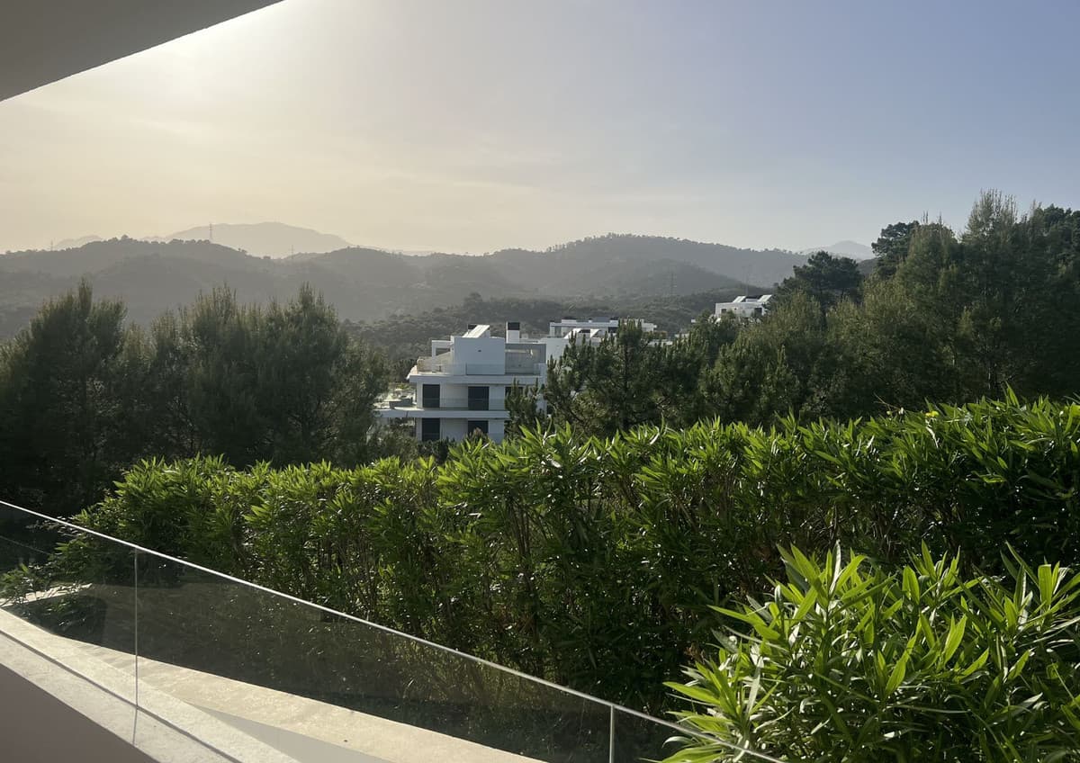 Ground Floor Apartment in Estepona — photo 3 of 10