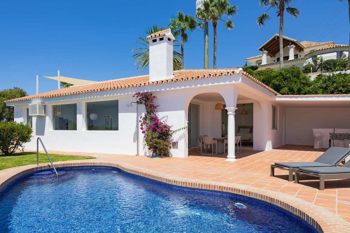 Detached Villa in Elviria — photo 6 of 7