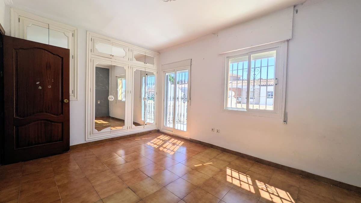 Townhouse in Mijas Costa — photo 4 of 10