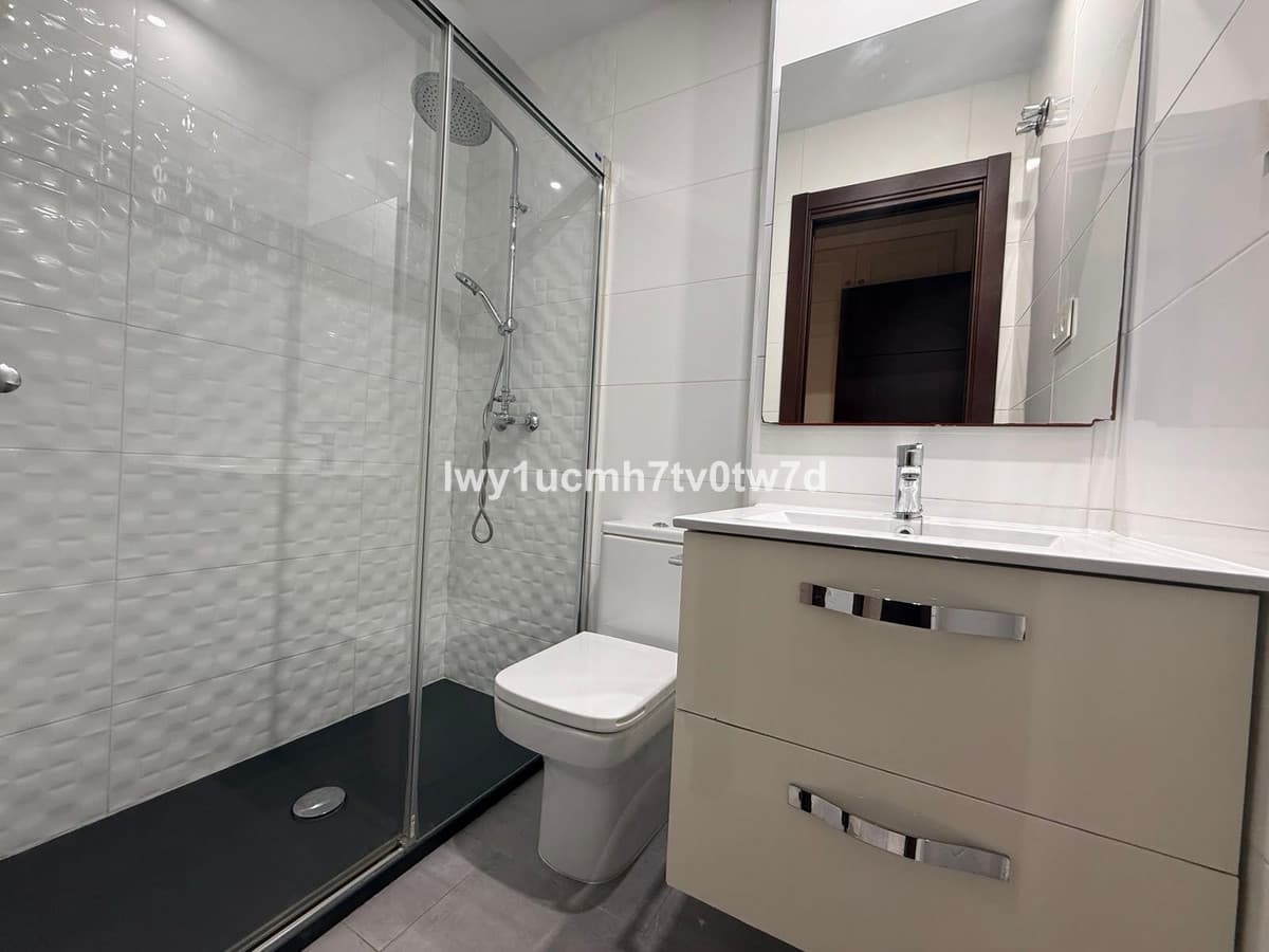 Middle Floor Apartment in Limonar — photo 9 of 10