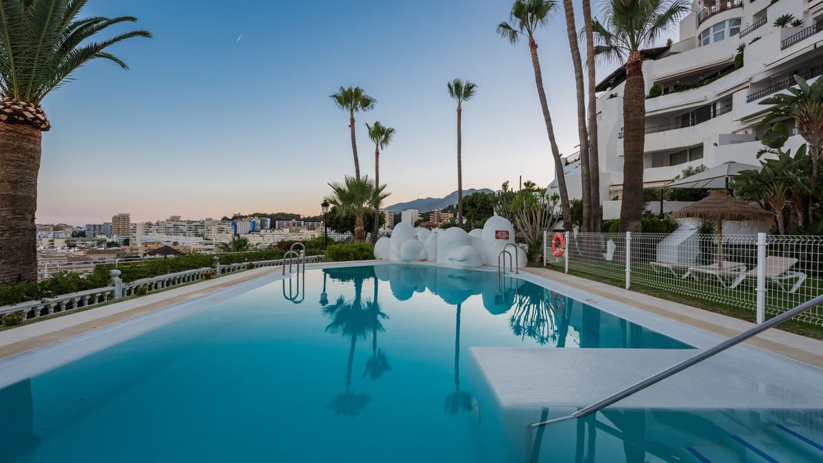 Middle Floor Apartment in Torremolinos — photo 7 of 10