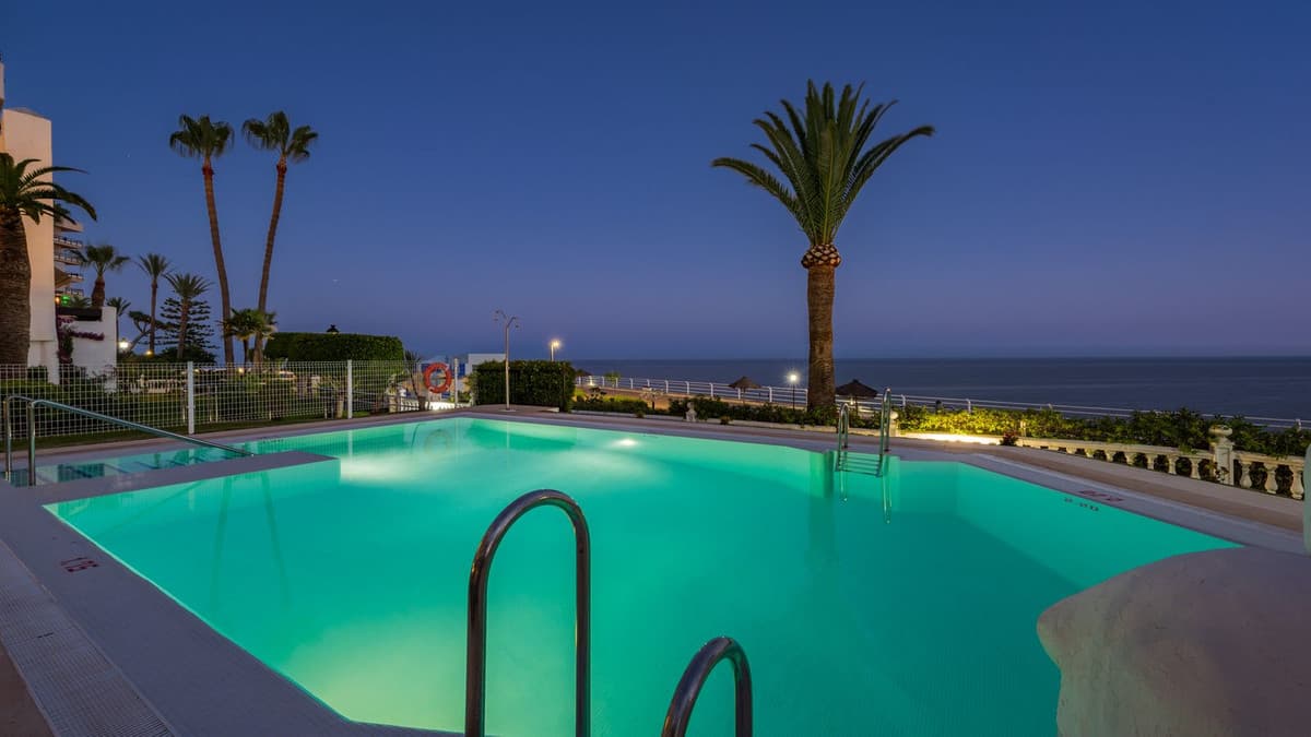 Middle Floor Apartment in Torremolinos — photo 10 of 10