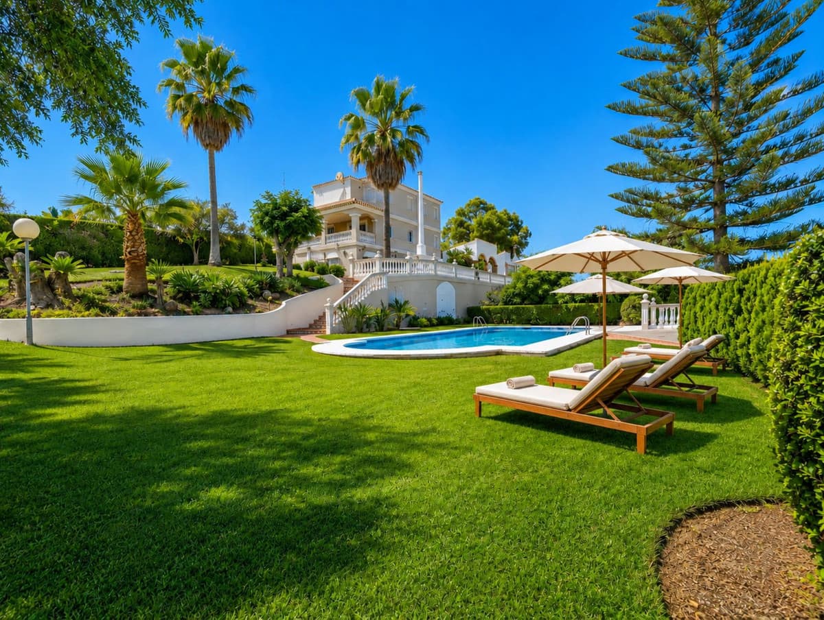 Cortijo in Estepona — photo 1 of 10