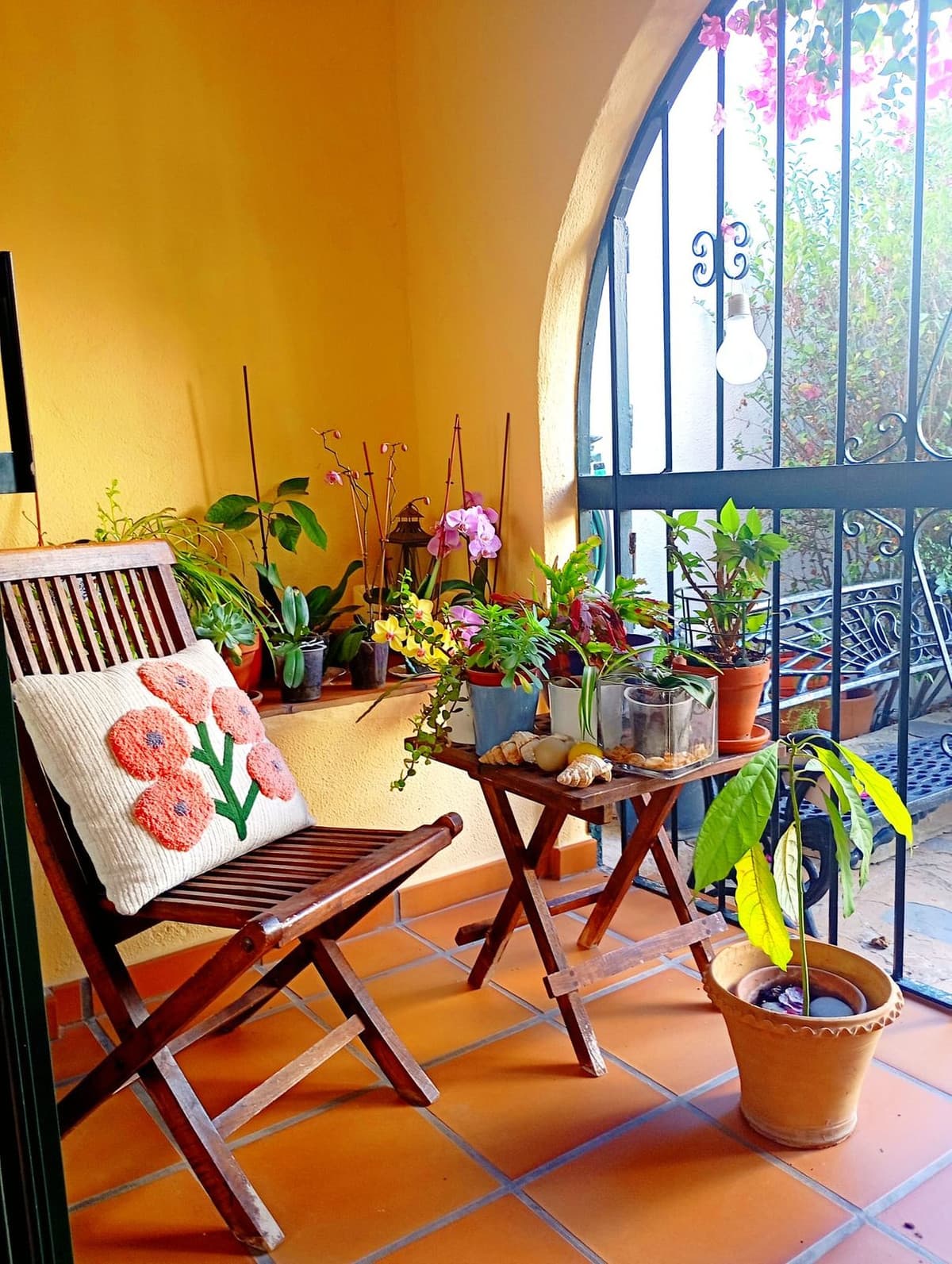 Semi-Detached House in Casares Playa — photo 1 of 10