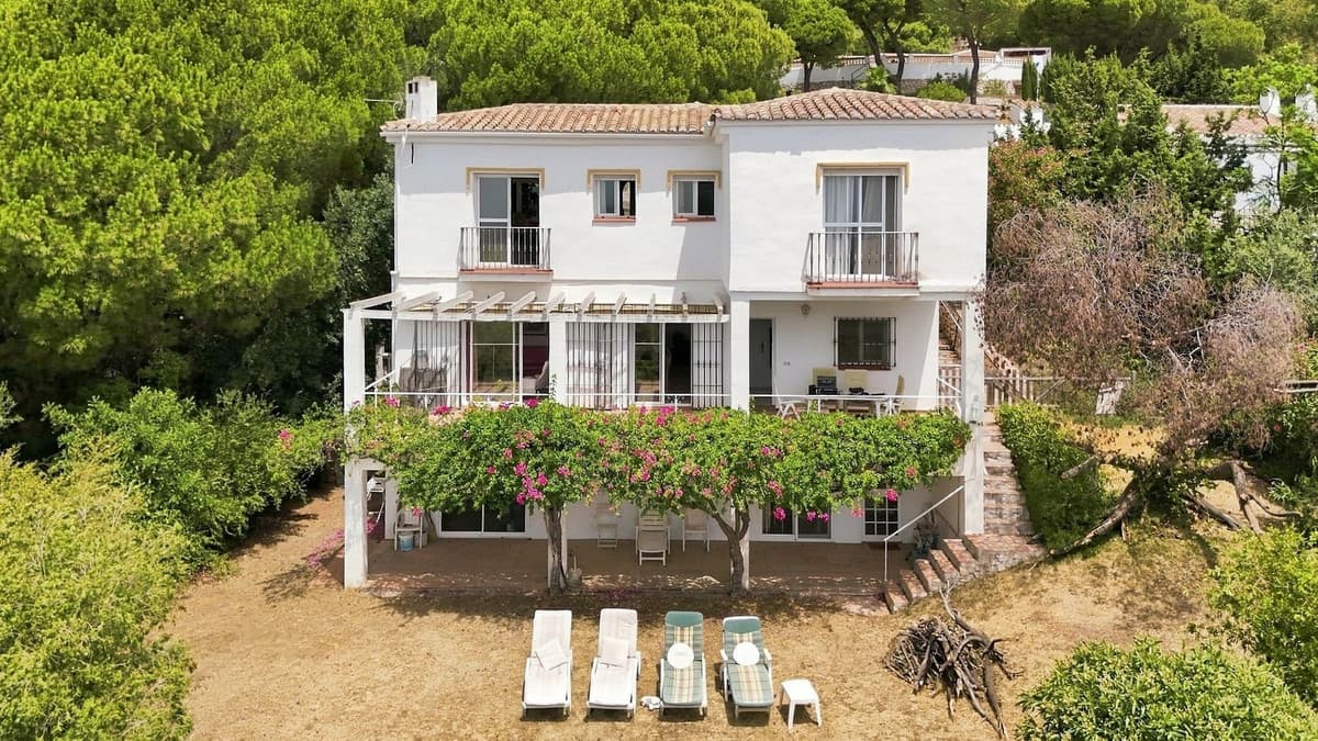 Detached Villa in Valtocado — photo 1 of 10