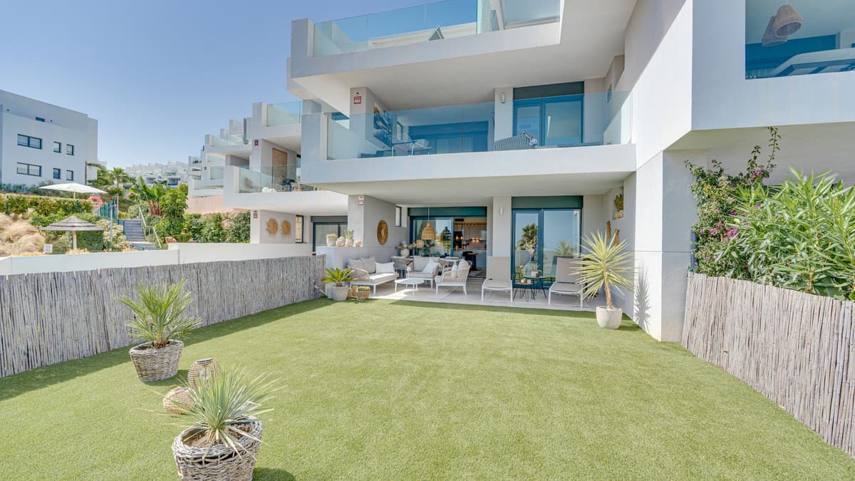 Ground Floor Apartment in Manilva — photo 1 of 10