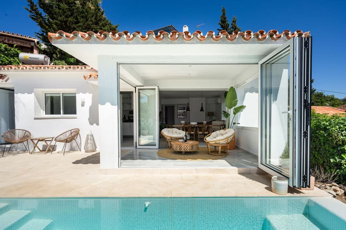 Detached Villa in La Campana — photo 3 of 10