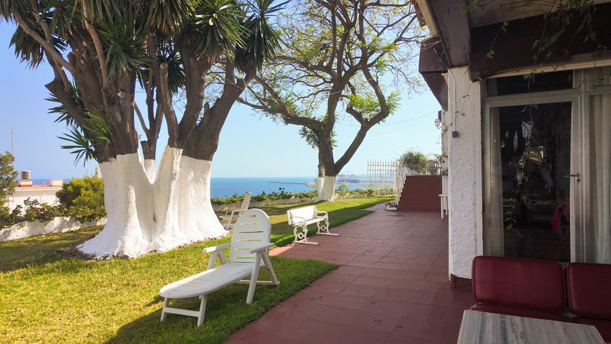 Detached Villa in Málaga — photo 4 of 10