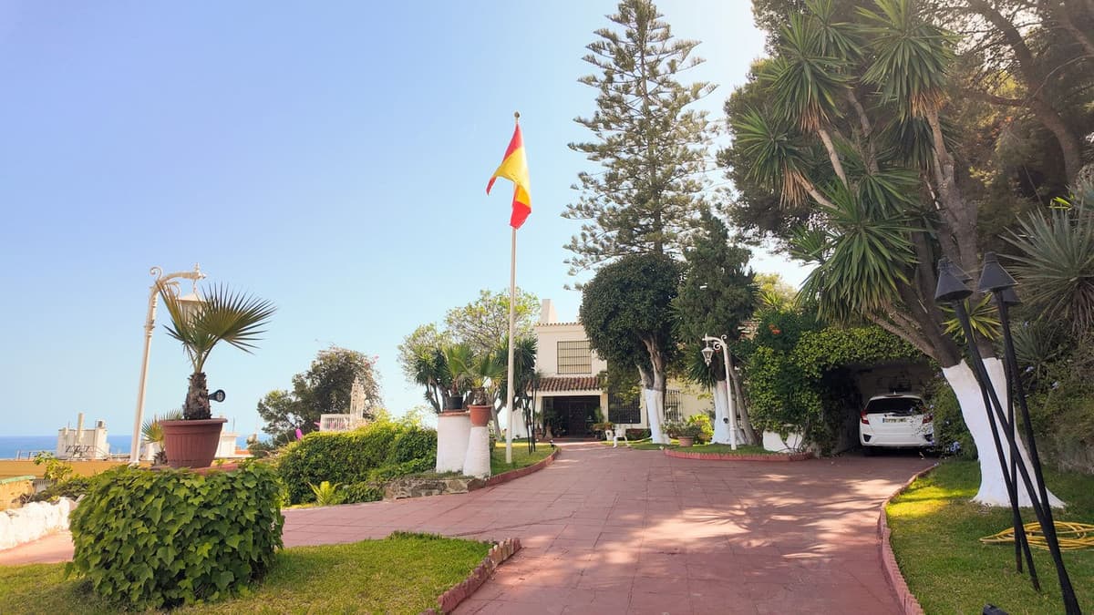 Detached Villa in Málaga — photo 9 of 10
