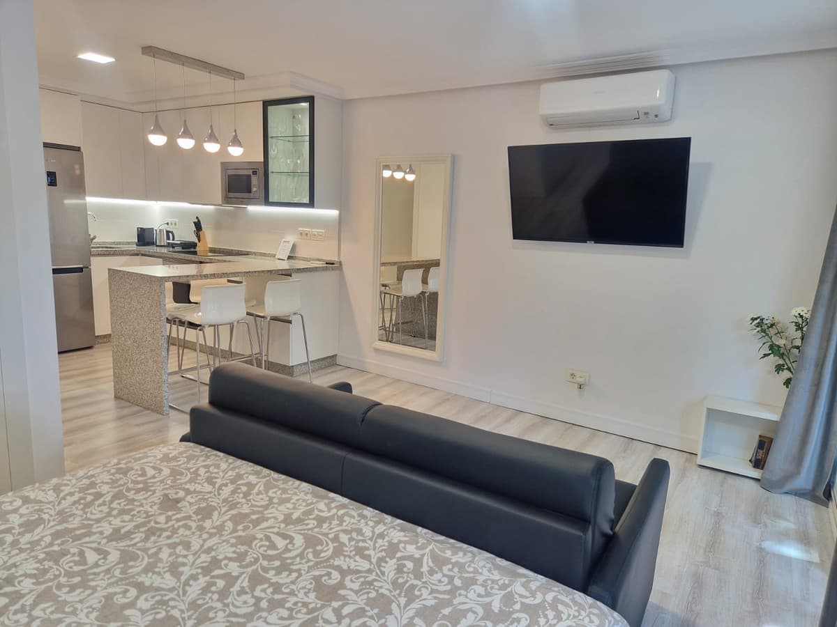 Ground Floor Apartment in Elviria — photo 7 of 10